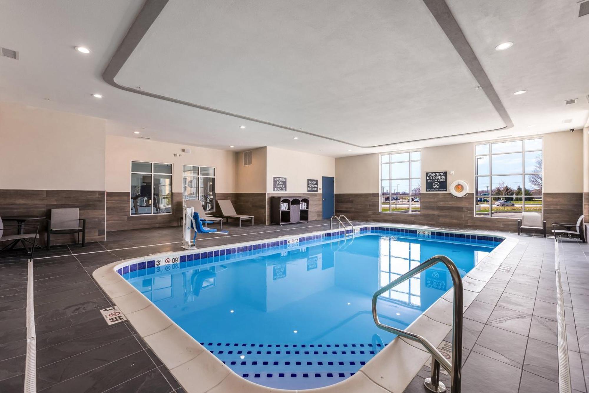 Four Points By Sheraton Elkhart Εξωτερικό φωτογραφία